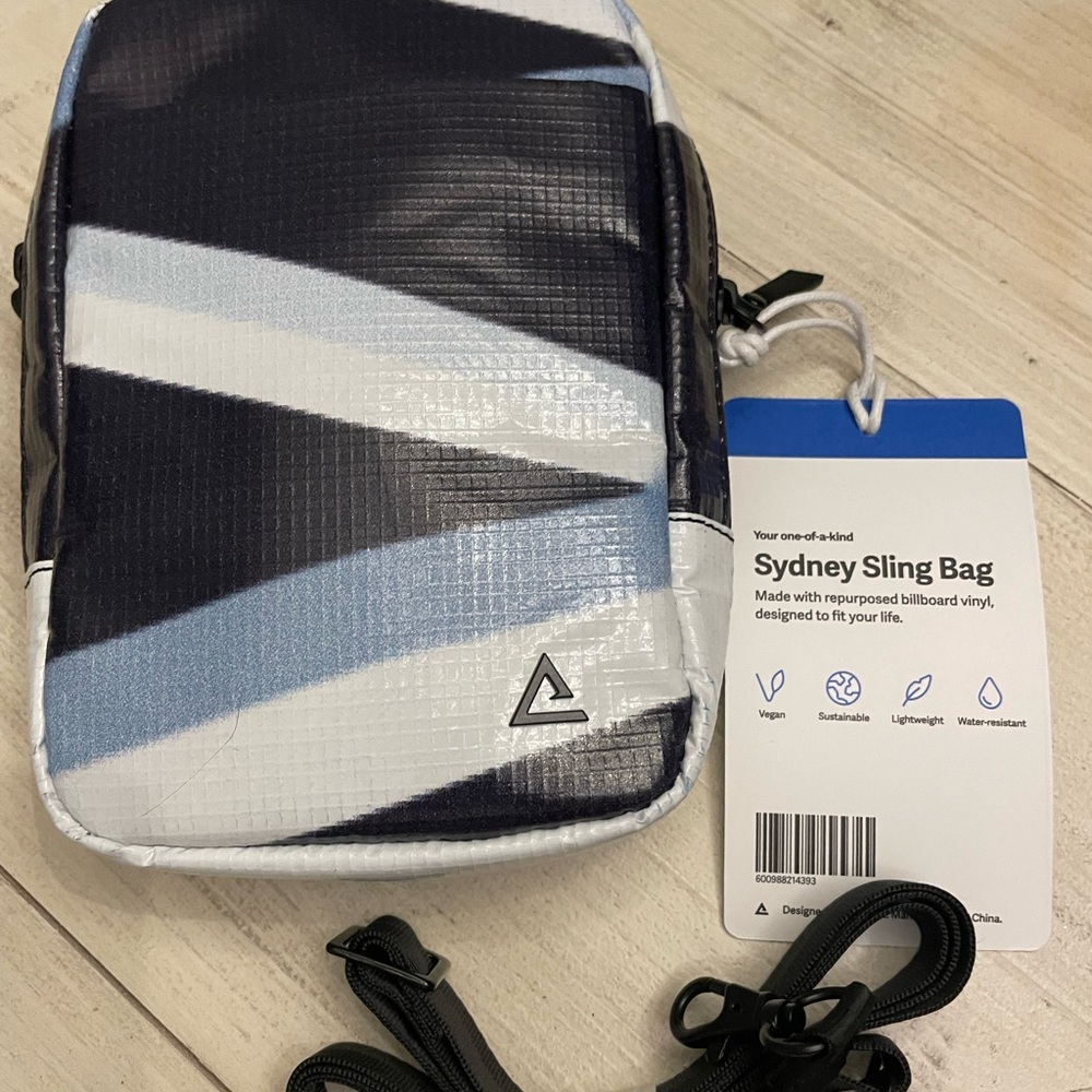 Sydney Sling Bag - Black and White